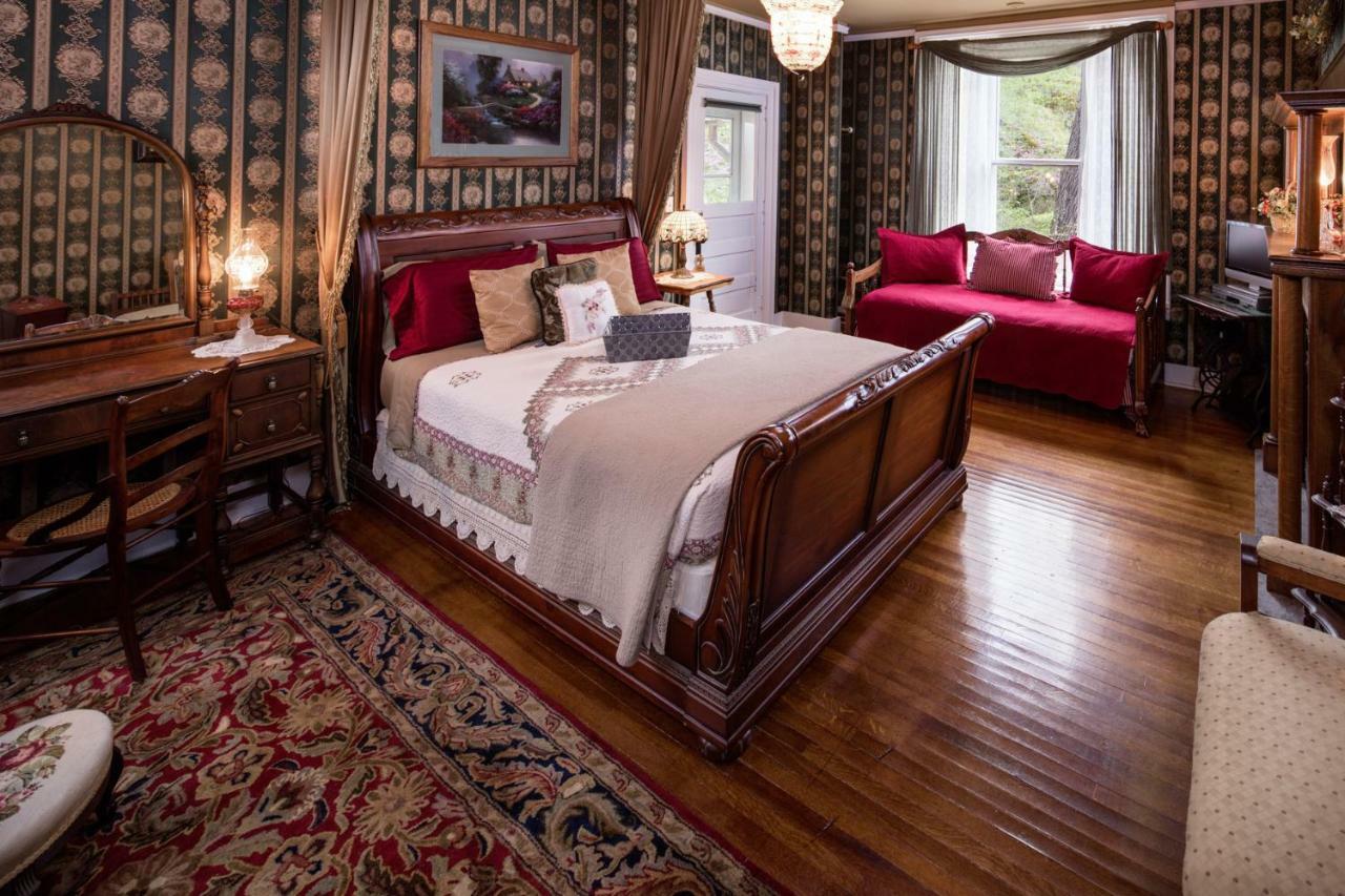 The Steamboat House Bed & Breakfast Galena Dış mekan fotoğraf